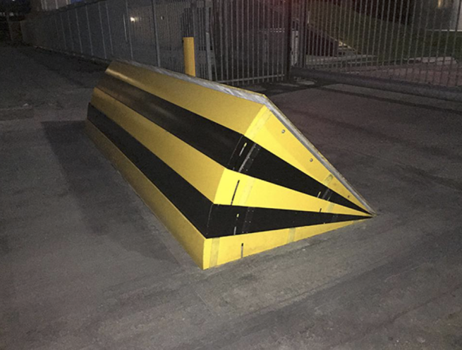 High Security M50 M30 Wedge Barrier Shallow Mount Road Blocker - Image 9