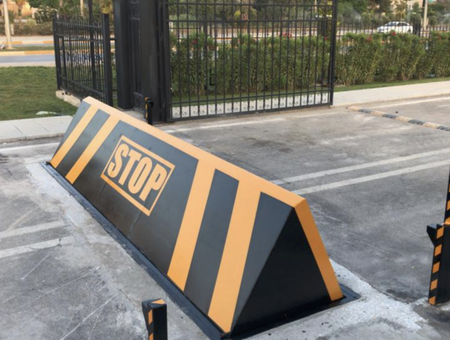 Hydraulic Road Blocker - Image 7