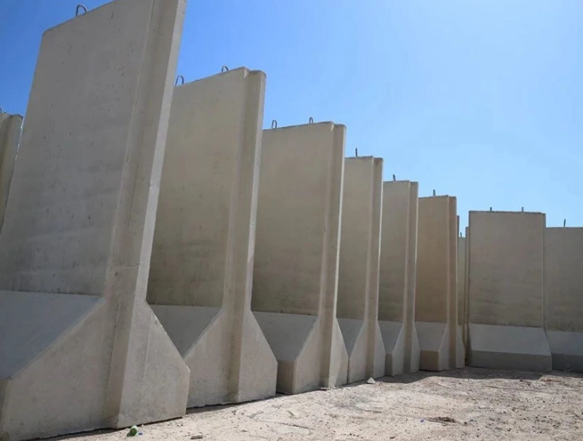 Alaska Concrete Barrier Wall - Image 11
