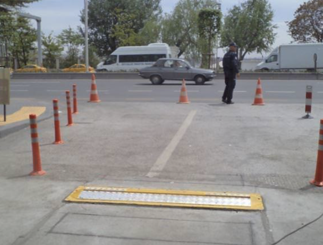Speed Bump Under Vehicle Surveillance System - Image 6