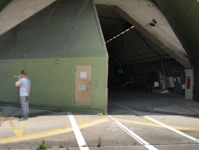 Protective Aircraft Shelter Gate Door (PAS) (Type 3) - Image 7