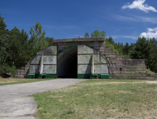 Aircraft Hangar Bunker Gate Door (Type-2) - Image 5