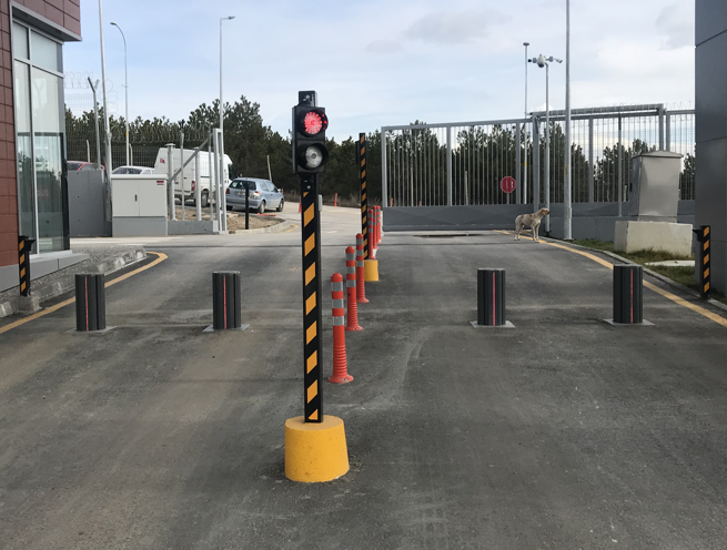 Pneumatic Rising Bollards - Image 10