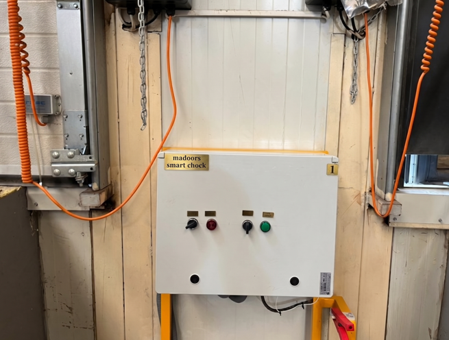Loading Dock Vehicle Restraint Smart Chock - Image 2