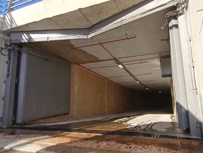 Automatic Winged Type Flood Gate V-Gate - Image 3