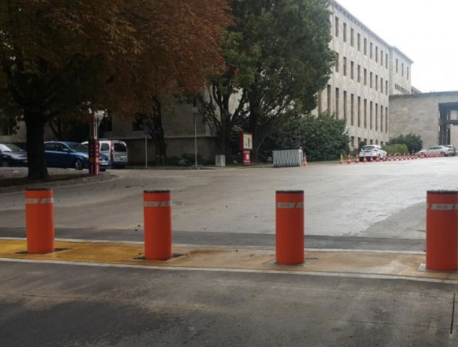 M50 M 30 Pas68 Crash Test Automatic Rising Bollards - Image 2