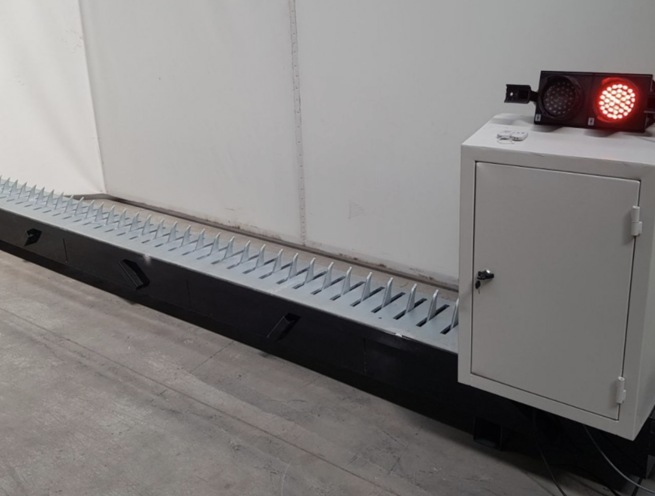 Electromechanical Automatic Spike Barrier