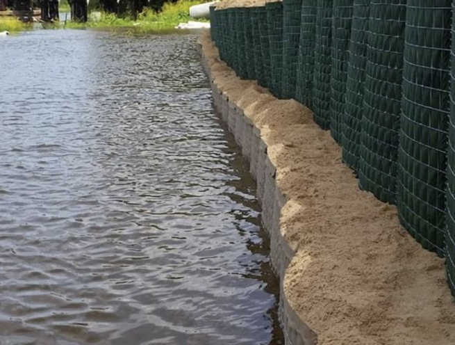 Accordion Flood Protection Barriers - Image 1