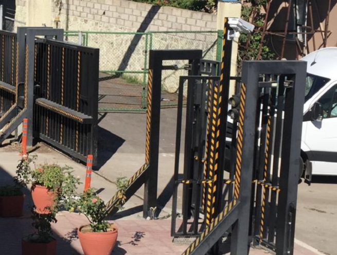 K12 Crash Tested Sliding Gate - Image 3