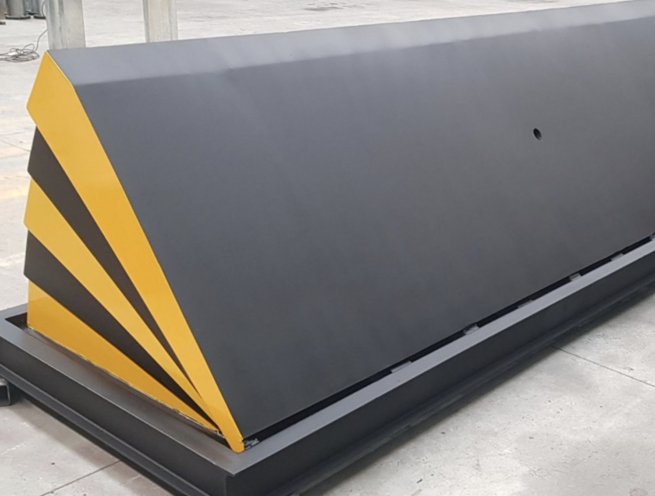 Shallow Telescopic Accordion Road Blocker Barricade Barrier - Image 2