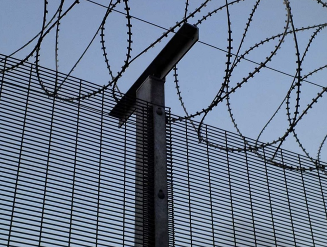 Anti-Climb Security Fence Wire System - Image 4